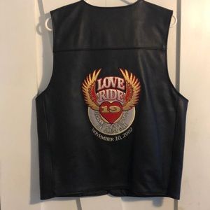 Harley Davidson Men’s Medium Leather Vest